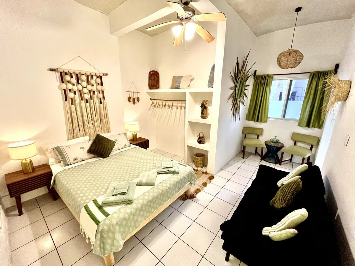 Central Oasis: Suite w/Terrace Patio Jalatlaco